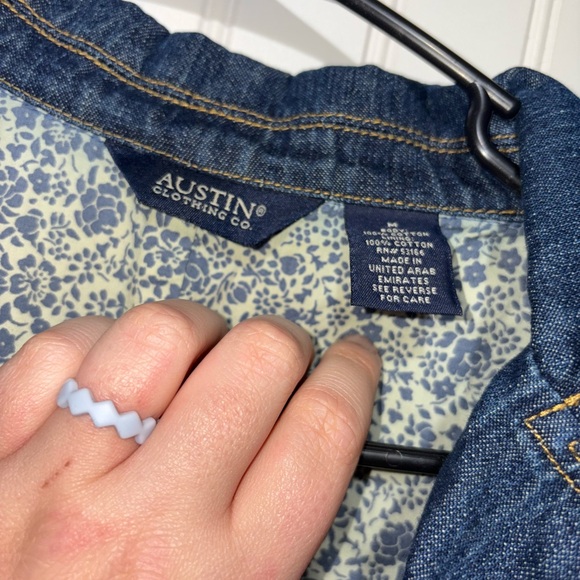 Vintage Austin Clothing Co. Denim Blue Women's Jacket| Size Medium - Picture 2 of 4